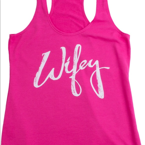 NEXT LEVEL APPAREL❤️ “WIFEY” HALTER TANK Sz Small - Picture 2 of 12